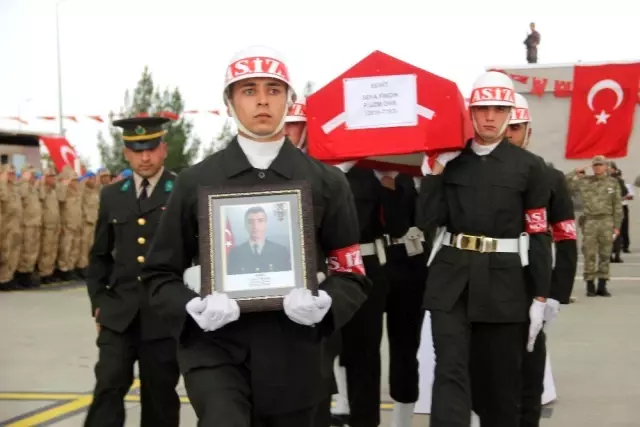 Barış Pınarı şehidi memleketine uğurlandı Barış Pınarı şehidi memleketine uğurlandı