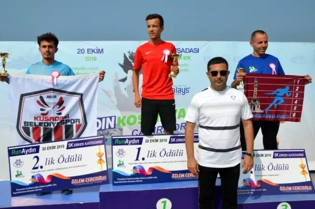Başkan Günel; 'Kuşadası'nın sporla anılması hepimizi memnun ediyor' Başkan Günel; 'Kuşadası'nın sporla anılması hepimizi memnun ediyor'