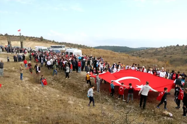 Çankırı'da '10. İstiklal Yolu Yürüyüşü' Çankırı'da '10. İstiklal Yolu Yürüyüşü'