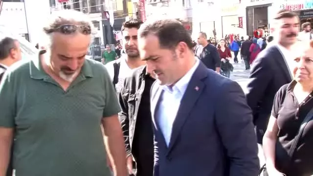 Duayen fotoğrafçı Ara Güler Beyoğlu'nda anıldı
