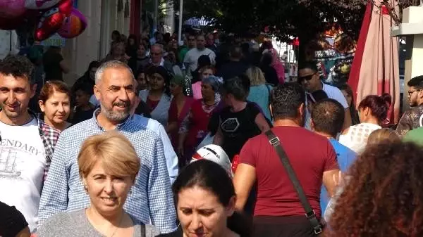 Edirne'de nüfus hafta sonu 10 bin artıyor Edirne'de nüfus hafta sonu 10 bin artıyor