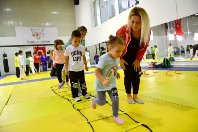 EGO Spor Kulübü, ücretsiz spor eğitimi vermeye devam ediyor EGO Spor Kulübü, ücretsiz spor eğitimi vermeye devam ediyor