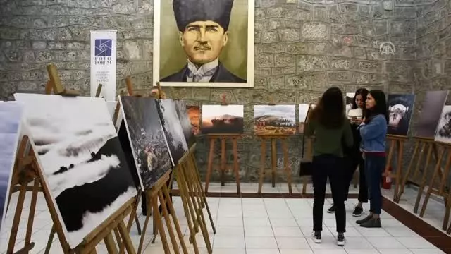 Gazeteci yazar Mollamehmetoğlu anıldı