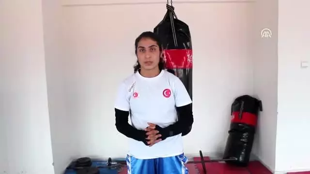 Gecekondudan ringe uzanan başarı hikayesi Gecekondudan ringe uzanan başarı hikayesi