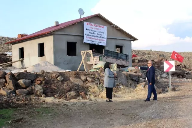 Gelin geldiği köye muhtar oldu, hizmetleri bir bir getirdi Gelin geldiği köye muhtar oldu, hizmetleri bir bir getirdi