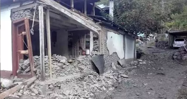 Hindistan ile Pakistan arasında çatışma: 16 ölü