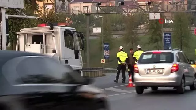 İstanbul'da bazı yollar '29 Ekim Cumhuriyet Bayramı' için kapatıldı İstanbul'da bazı yollar '29 Ekim Cumhuriyet Bayramı' için kapatıldı