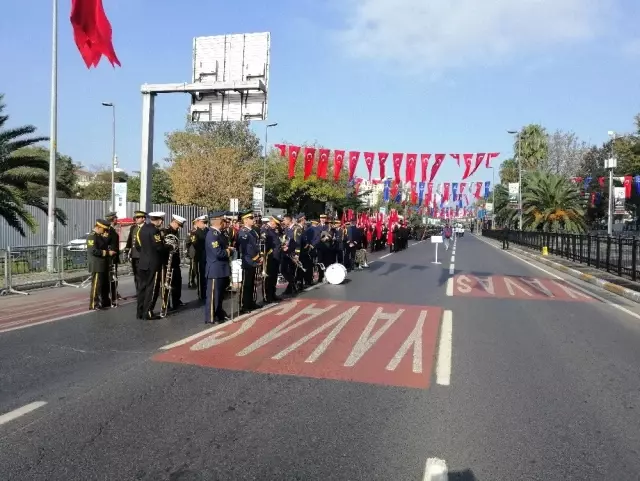 İstanbul'da Cumhuriyet Bayramı askeri tören provası İstanbul'da Cumhuriyet Bayramı askeri tören provası