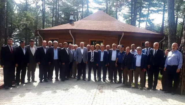 Kuyucak protokolü muhtarları yalnız bırakmadı Kuyucak protokolü muhtarları yalnız bırakmadı