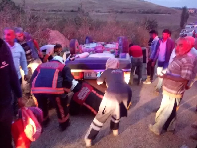 Malatya'da otomobil takla attı: 7 yaralı Malatya'da otomobil takla attı: 7 yaralı