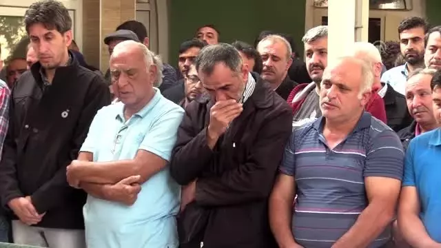 Niğde'deki kazada ölen öğrencinin cenazesi defnedildi Niğde'deki kazada ölen öğrencinin cenazesi defnedildi