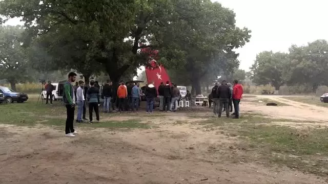 Otomobil tutkunlarından Barış Pınarı Harekatı'na destek Otomobil tutkunlarından Barış Pınarı Harekatı'na destek
