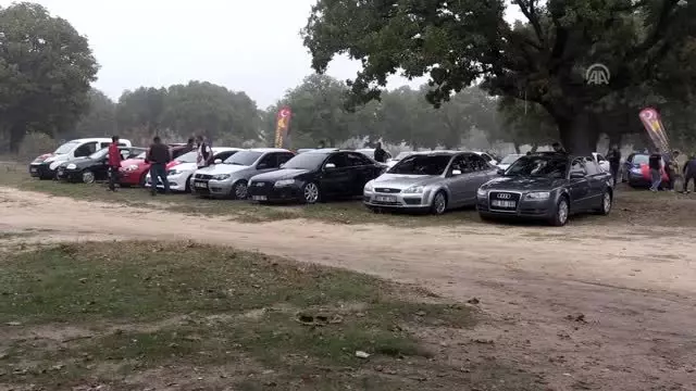 Otomobil tutkunlarından Barış Pınarı Harekatı'na destek Otomobil tutkunlarından Barış Pınarı Harekatı'na destek