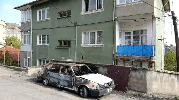 Otomobilinin kundaklandığını iddia etti Otomobilinin kundaklandığını iddia etti