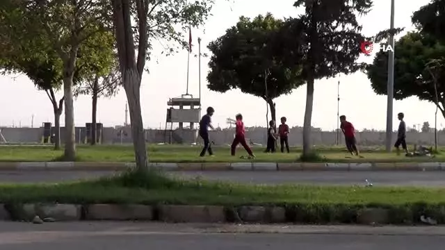 Sınırın sıfır noktasında artık çocuk sesleri duyuluyor