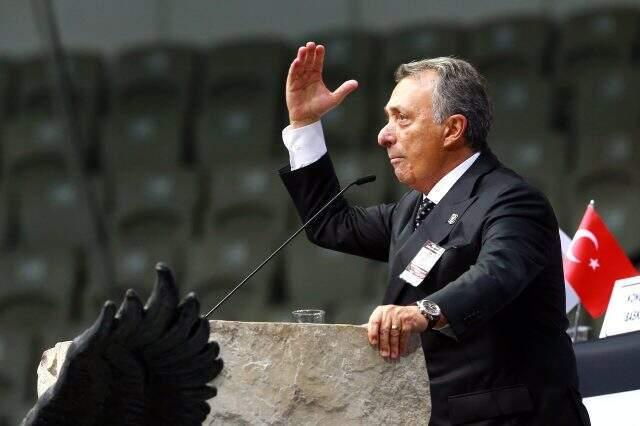 Son Dakika: Beşiktaş'ın yeni başkanı Ahmet Nur Çebi oldu!