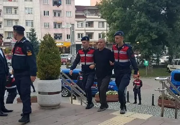 Tarlasında husumetlisi tarafından öldürüldü (2) Tarlasında husumetlisi tarafından öldürüldü (2)