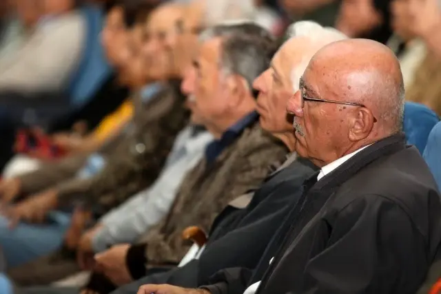 Yenimahallelilere 'alzaymır' semineri Yenimahallelilere 'alzaymır' semineri