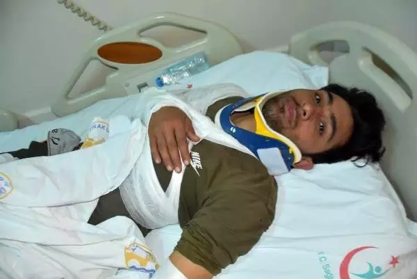 Yunanistan, yaralı 22 kaçak göçmeni 'geri itme' yöntemiyle Türkiye'ye gönderdiği iddiası Yunanistan, yaralı 22 kaçak göçmeni 'geri itme' yöntemiyle Türkiye'ye gönderdiği iddiası