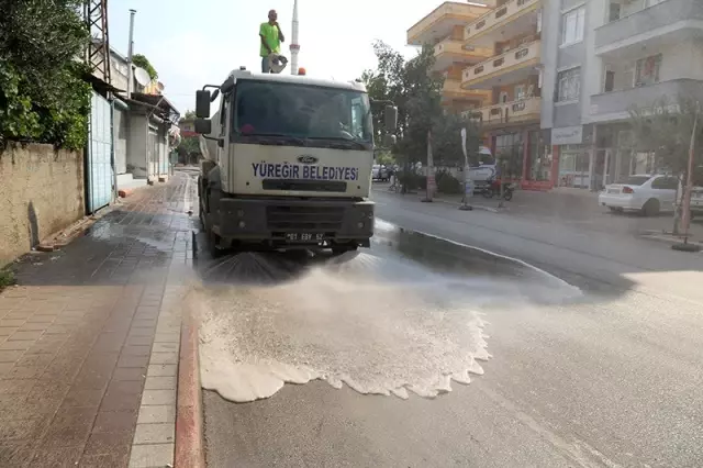 Yüreğir'de her mahallede genel temizlik yapılıyor Yüreğir'de her mahallede genel temizlik yapılıyor