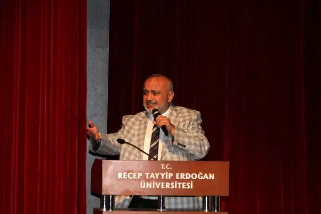 Zavendikli Mustafa Yıldız Hocaefendi Rize'de anıldı Zavendikli Mustafa Yıldız Hocaefendi Rize'de anıldı