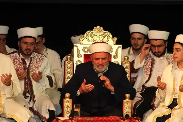 Zavendikli Mustafa Yıldız Hocaefendi Rize'de anıldı Zavendikli Mustafa Yıldız Hocaefendi Rize'de anıldı