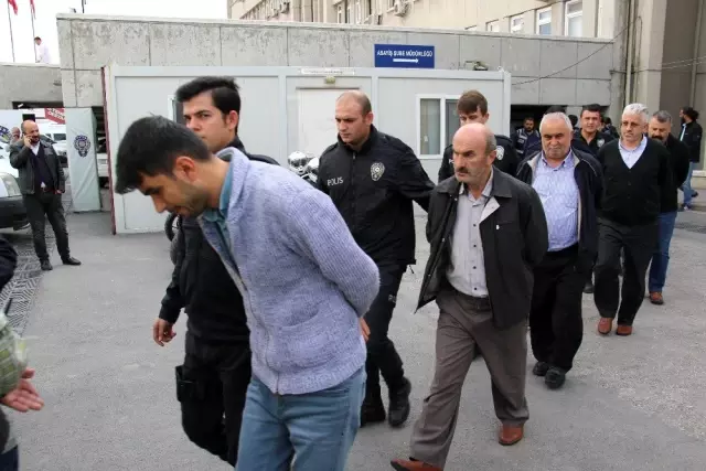 5 milyar haksız kazanç elde eden POS tefecileri operasyonla çökertildi 5 milyar haksız kazanç elde eden POS tefecileri operasyonla çökertildi