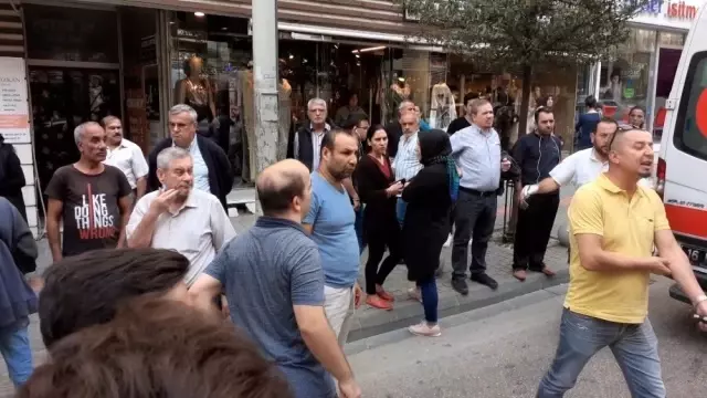 75 metre sürüklenen motosikletlinin imdadına yoldan geçen doktor koştu 75 metre sürüklenen motosikletlinin imdadına yoldan geçen doktor koştu