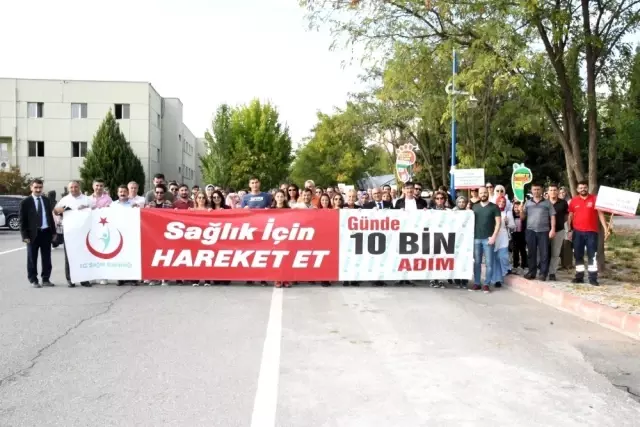 Adıyaman Üniversitesinde sağlıklı yaşam yürüyüşü yapıldı