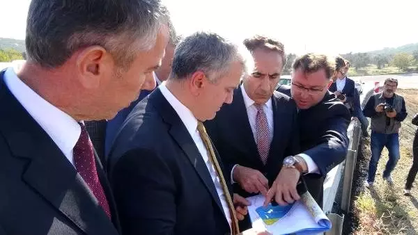 AK Parti Milletvekili Canbey'den Edremit'e 250 kişilik öğrenci yurdu müjdesi AK Parti Milletvekili Canbey'den Edremit'e 250 kişilik öğrenci yurdu müjdesi