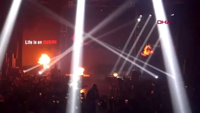 Antalya rapçi ben fero'dan sahnede şınav ve asker selamı