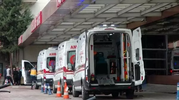 Azez'de SMO üssüne saldırı: 1 şehit, 4 yaralı - (Tekrar) Azez'de SMO üssüne saldırı: 1 şehit, 4 yaralı - (Tekrar)