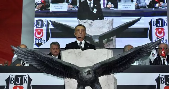 Beşiktaş'ın yeni başkanı Ahmet Nur Çebi, ödemeleri yapıp Ümraniye'ye gidecek!