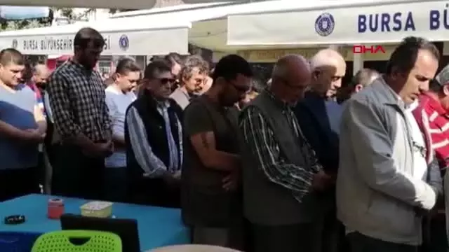 Bursa tarlada öldürülen çiftçi toprağa verildi Bursa tarlada öldürülen çiftçi toprağa verildi
