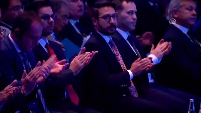 Çavuşoğlu: 'Suriye'deki çatışmanın sadece ve sadece siyasi bir şekilde çözülebileceğine inanıyoruz' Çavuşoğlu: 'Suriye'deki çatışmanın sadece ve sadece siyasi bir şekilde çözülebileceğine inanıyoruz'