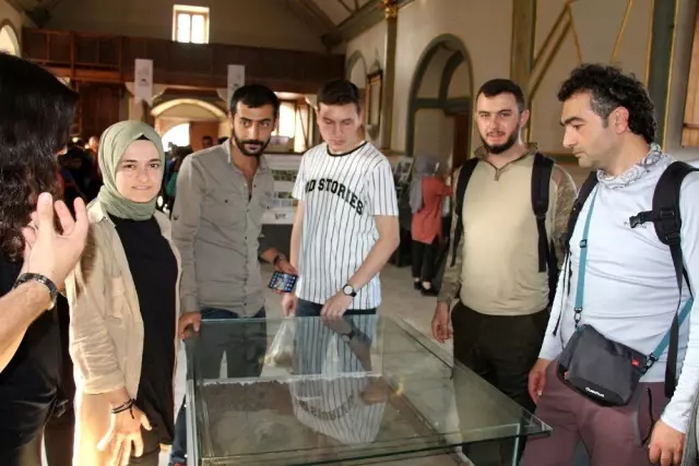 Coğrafya bölümü öğrencileri, Kula Jeoparkı'nı yerinde inceledi Coğrafya bölümü öğrencileri, Kula Jeoparkı'nı yerinde inceledi