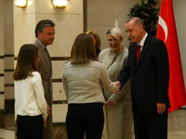 Cumhurbaşkanı Erdoğan, İrlanda Büyükelçisini kabul etti Cumhurbaşkanı Erdoğan, İrlanda Büyükelçisini kabul etti