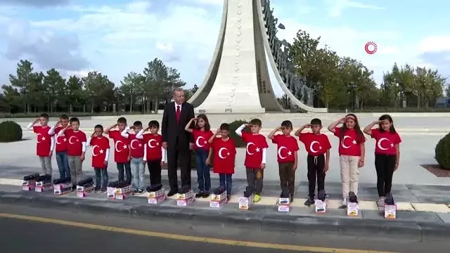 - Cumhurbaşkanı Erdoğan, Samsunlu öğrencilerle bir araya geldi - Cumhurbaşkanı Erdoğan, Samsunlu öğrencilerle bir araya geldi