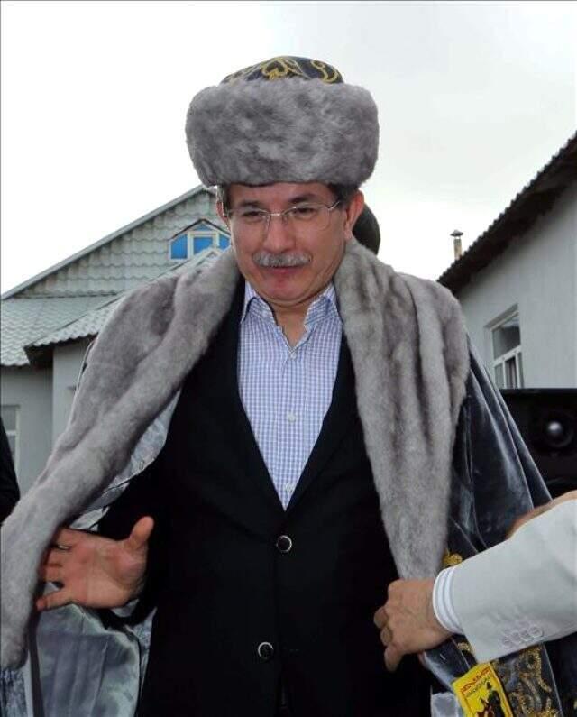 Davutoğlu cephesinden Abdullah Gül cephesine 'Parti kurma' eleştirisi