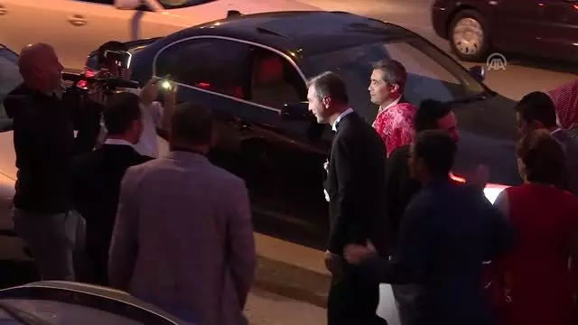 Down sendromlu Rabia'nın 'gelinlik' hayali gerçek oldu Down sendromlu Rabia'nın 'gelinlik' hayali gerçek oldu