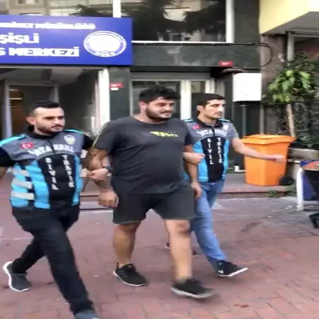 E-5'te halk otobüsüne torpil atan magandaya ceza yağdı