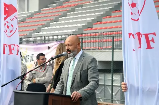 Engelli Futbolu Şenliği, İzmir'de yapıldı Engelli Futbolu Şenliği, İzmir'de yapıldı