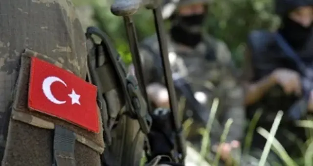 Fırat Kalkanı Bölgesinde yaralanan asker şehit oldu Fırat Kalkanı Bölgesinde yaralanan asker şehit oldu