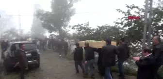 Erdoğan Turan Ermiş: Giresun evini kurtarmak için açtığı menfezde akıntıya kapılıp, ölmüş Erdoğan Turan Ermiş: Giresun evini kurtarmak için açtığı menfezde akıntıya kapılıp, ölmüş