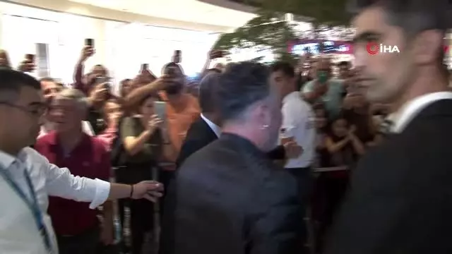İzmir'de Cem Yılmaz'lı 'Karakomik Filmler' galası İzmir'de Cem Yılmaz'lı 'Karakomik Filmler' galası