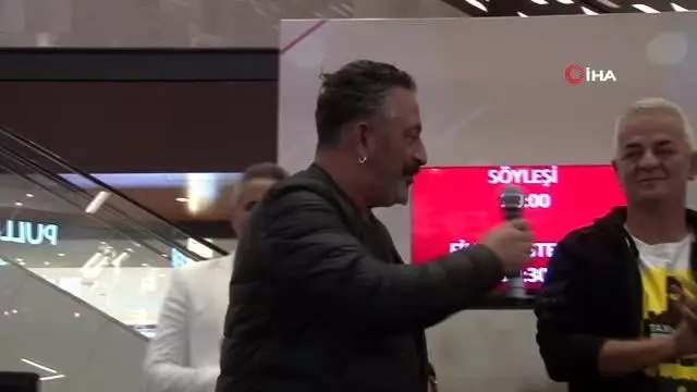 İzmir'de Cem Yılmaz'lı 'Karakomik Filmler' galası İzmir'de Cem Yılmaz'lı 'Karakomik Filmler' galası