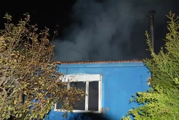 Kahvede silahlı kavga: 1 ölü, 1 yaralı (3) Kahvede silahlı kavga: 1 ölü, 1 yaralı (3)
