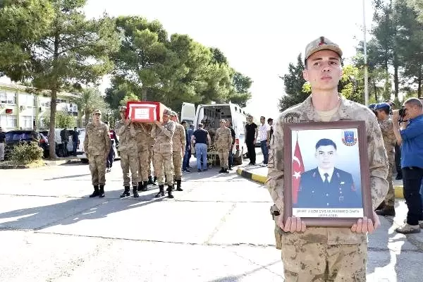 Mardin'de PKK'lı teröristlerle çatışma: 1 asker şehit (3)