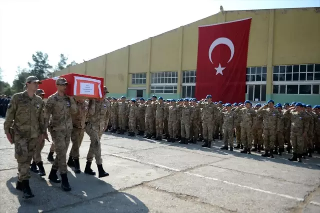 Mardin'de şehit asker için tören Mardin'de şehit asker için tören