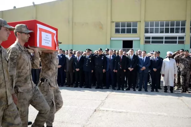 Mardin'de şehit asker için tören Mardin'de şehit asker için tören